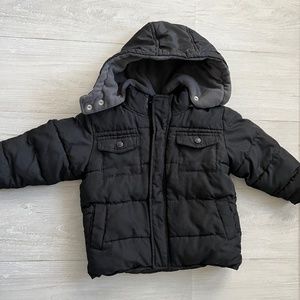 Old Navy puffer Jacket  2T